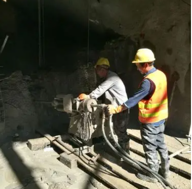 昂仁水下抗分散灌浆料特点 水下不分散注浆料介绍